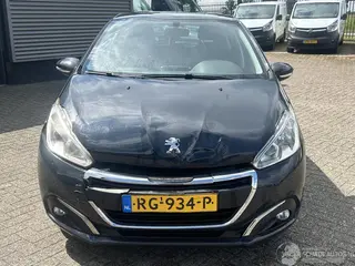 Peugeot 208 2017 photo 8