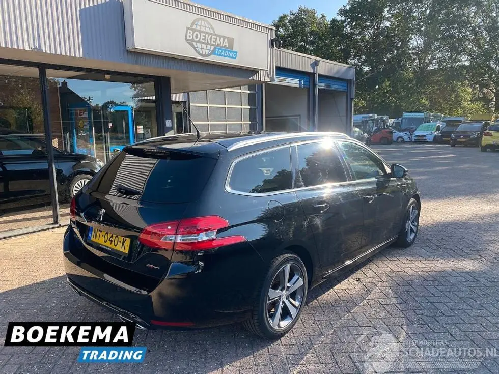 Peugeot 308 2017 photo 2