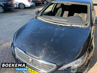 Peugeot 308 2017 photo 8