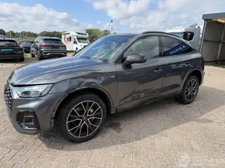Audi Q5 2022 photo 2
