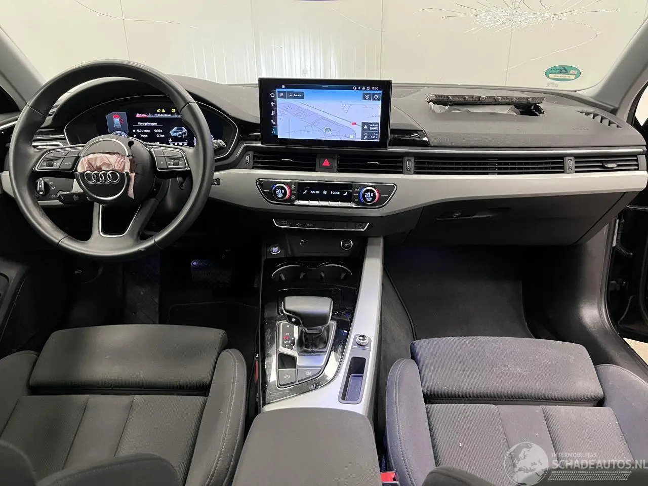 Audi A4 Avant 2022 фото 11