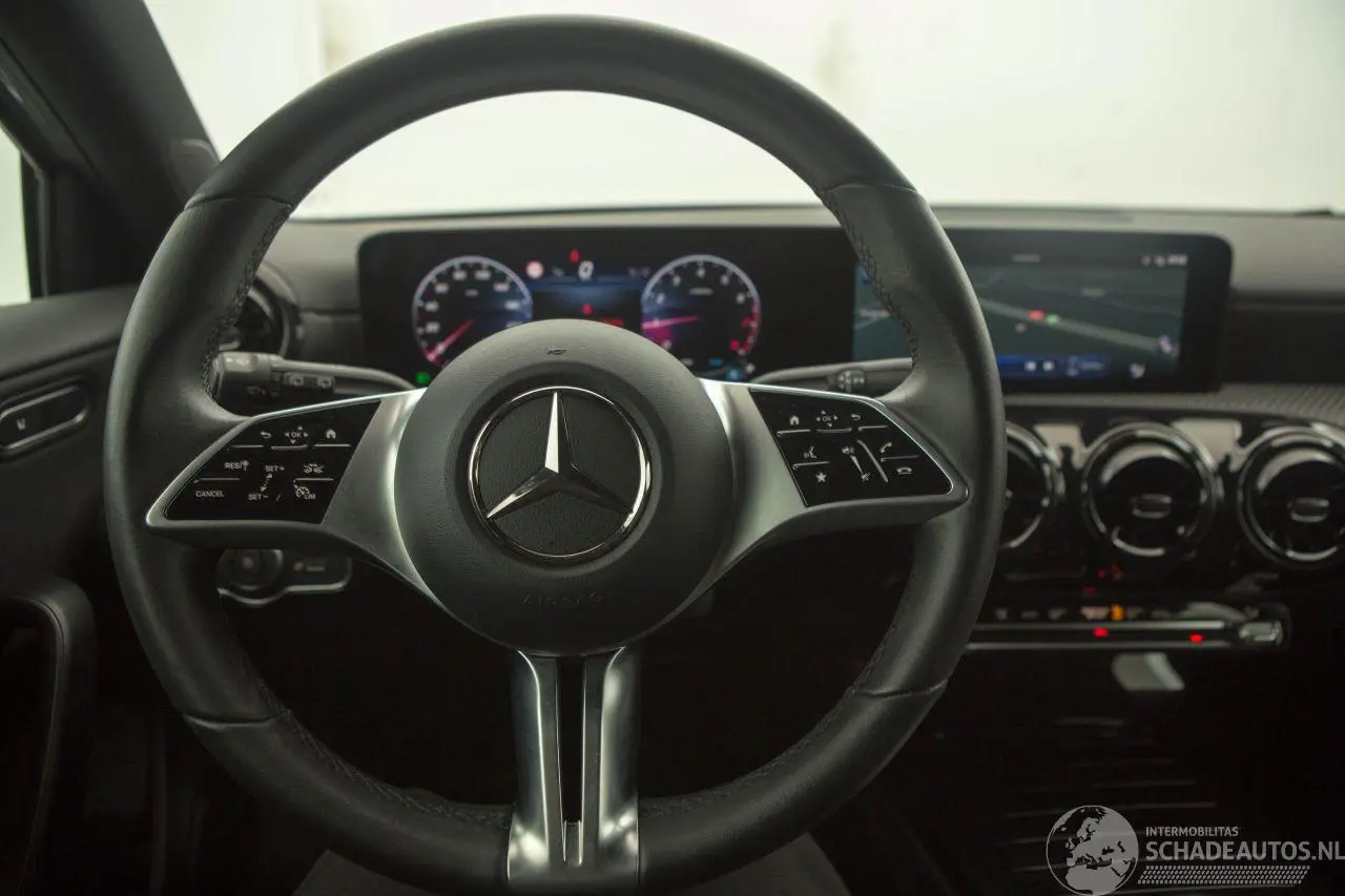 Mercedes A-klasse 2023 photo 8