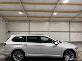Volkswagen Passat 2017 foto 1