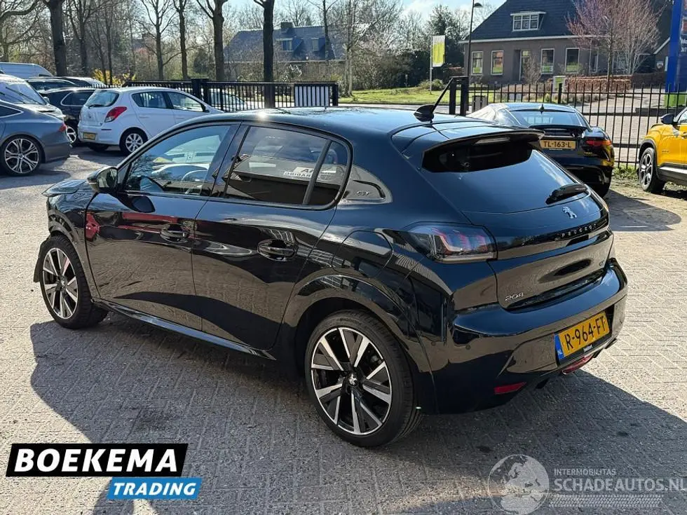 Peugeot 208 2022 photo 3