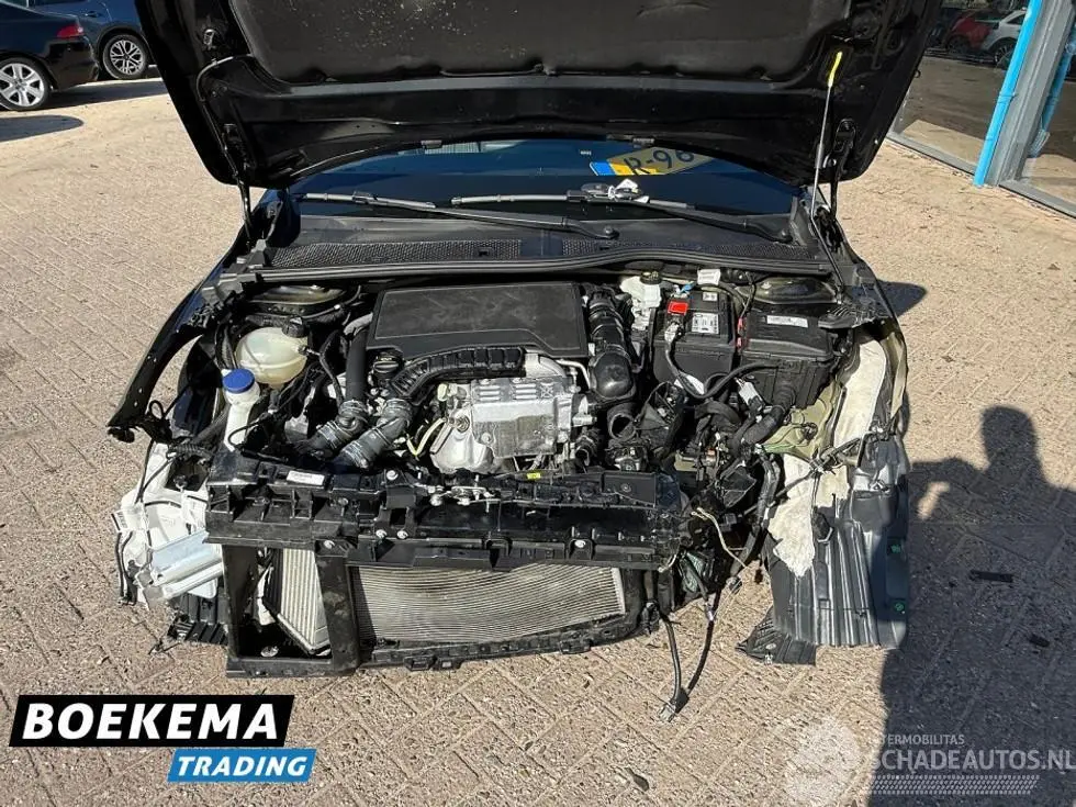 Peugeot 208 2022 photo 8
