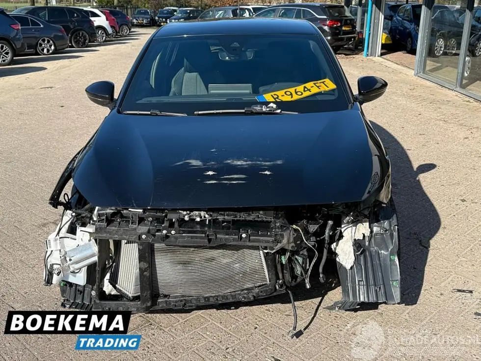 Peugeot 208 2022 photo 5