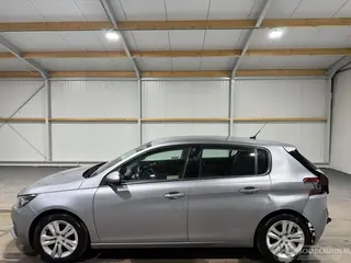 Peugeot 308 2020 photo 8
