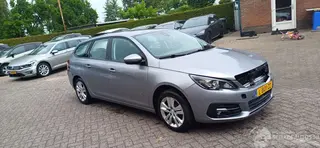 Peugeot 308 2021 photo 1