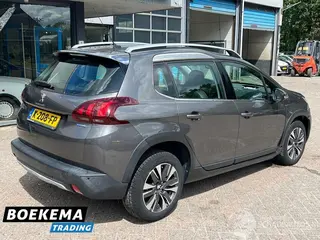 Peugeot 2008 2017 фото 2