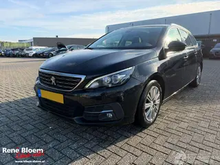 Peugeot 308 2018 photo 2