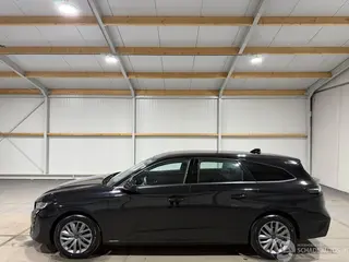 Peugeot 308 2022 photo 8
