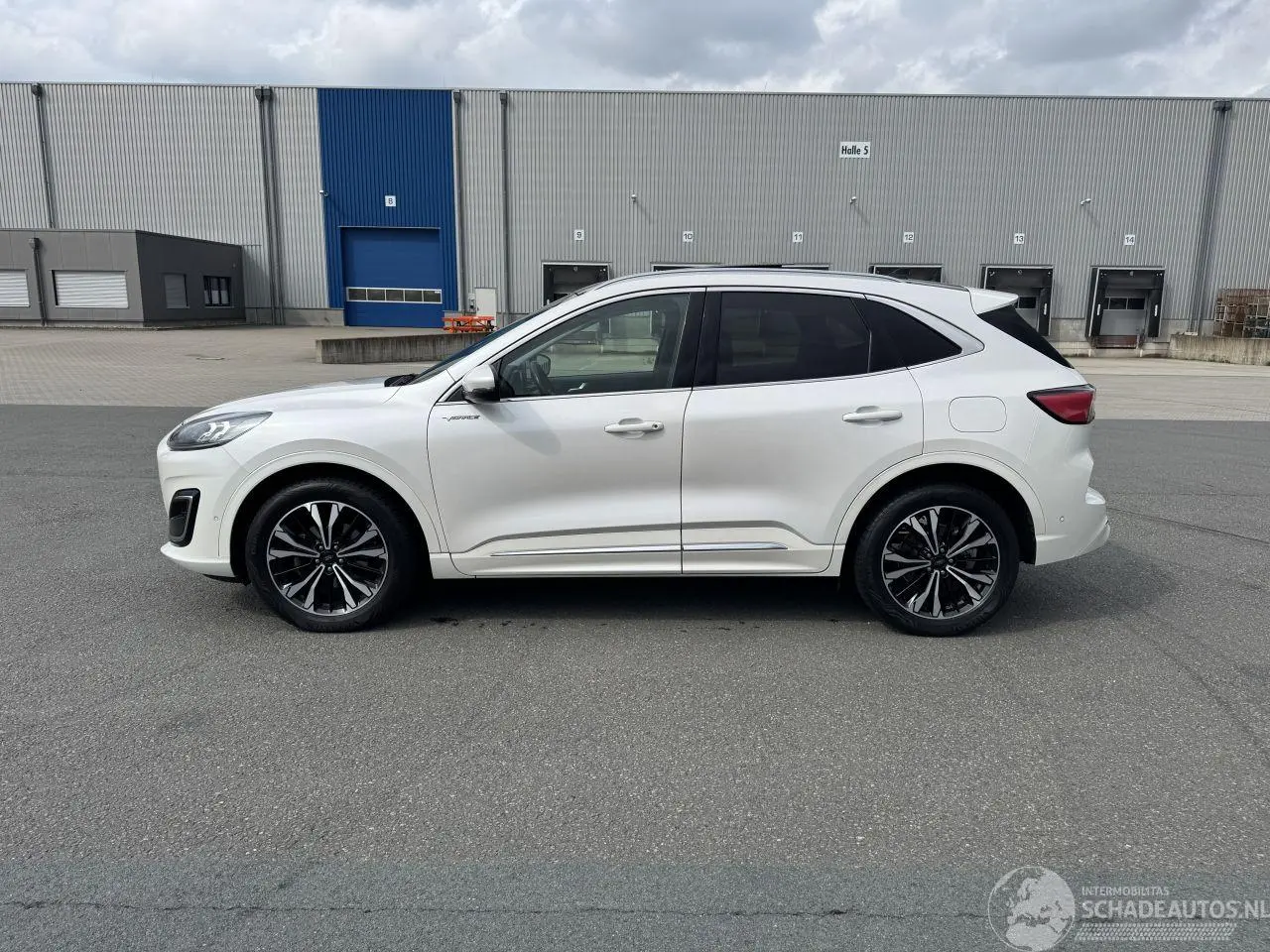 Ford Kuga 2021 фото 8