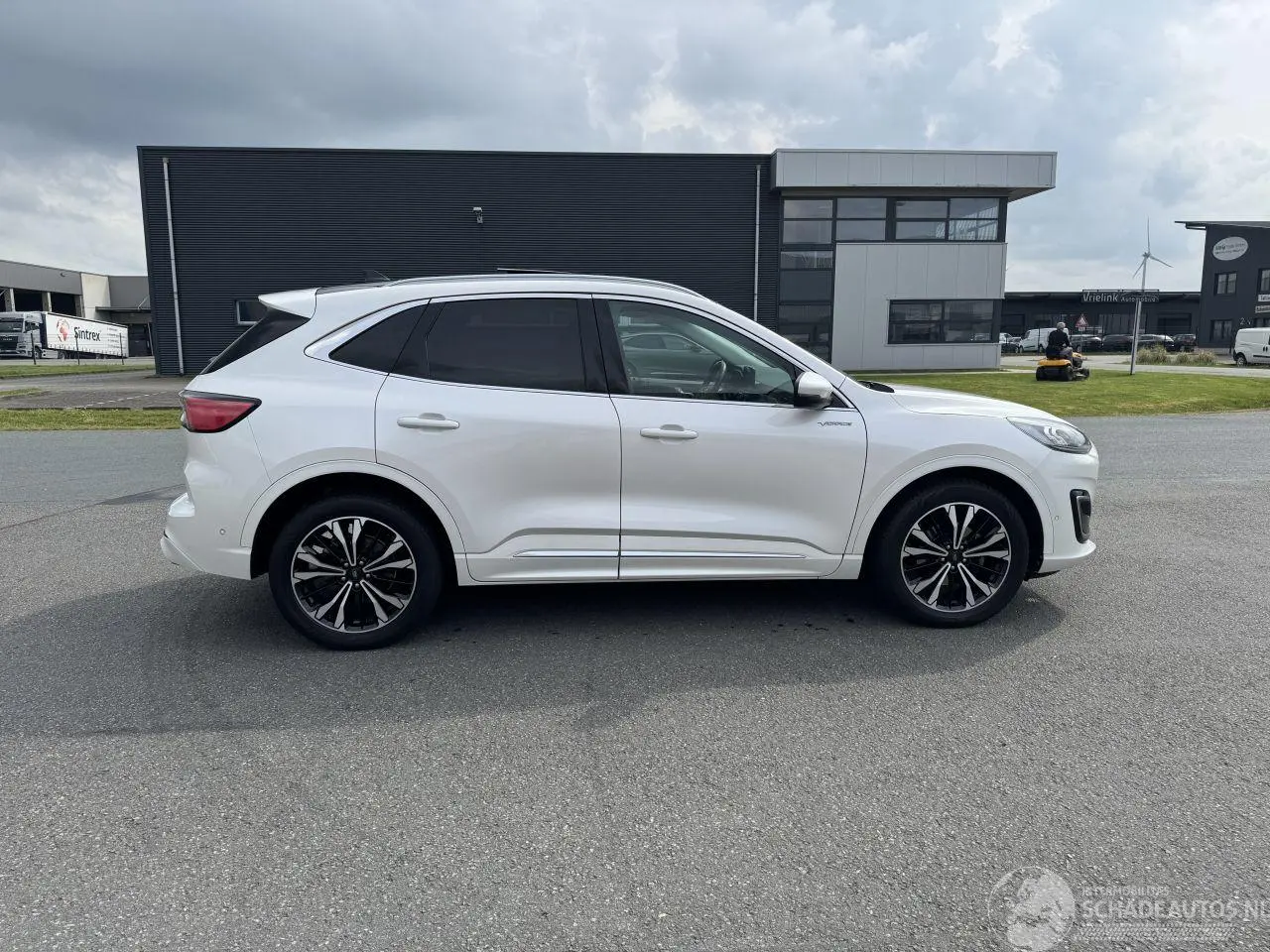 Ford Kuga 2021 фото 4