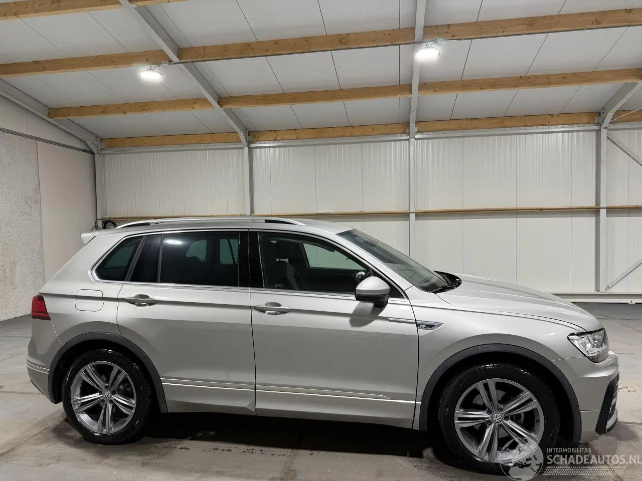 Volkswagen Tiguan 2019 photo 2