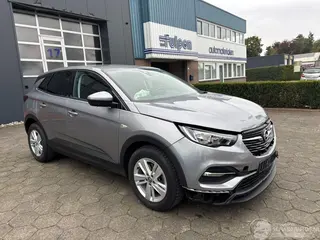 Opel Grandland 2019 фото 8