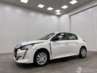 Peugeot 208 2022 фото 4