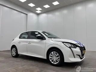 Peugeot 208 2022 фото 1