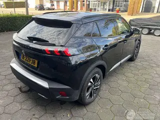 Peugeot 2008 2020 фото 6