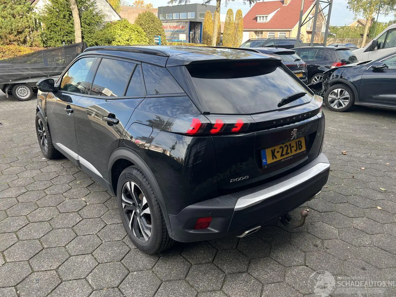 Peugeot 2008 2020 фото 3