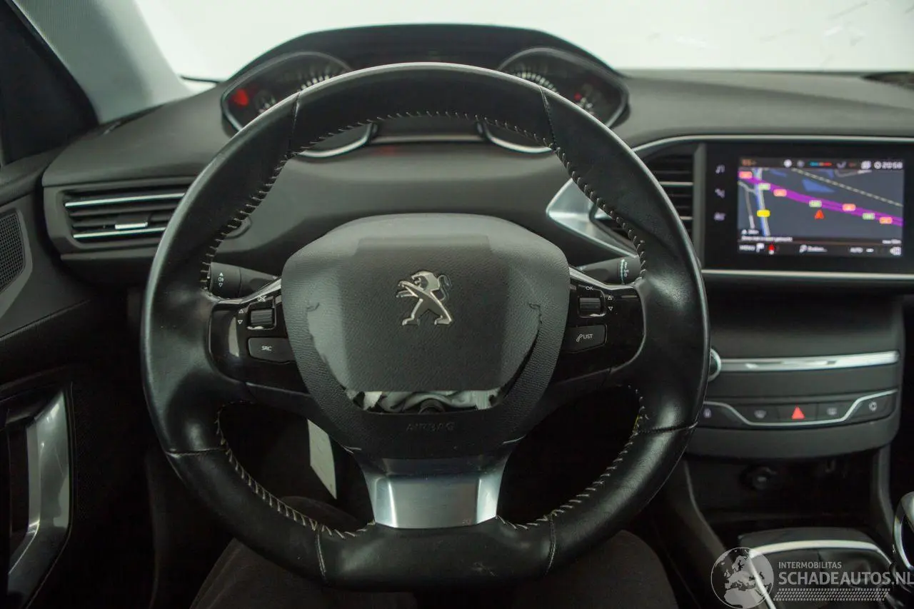 Peugeot 308 2019 photo 5