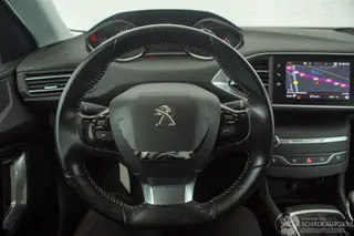 Peugeot 308 2019 photo 5
