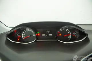 Peugeot 308 2019 photo 6