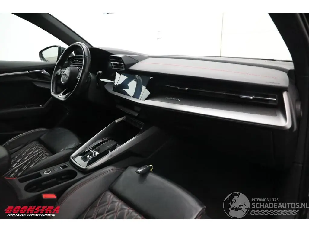 Audi S3 2020 фото 7