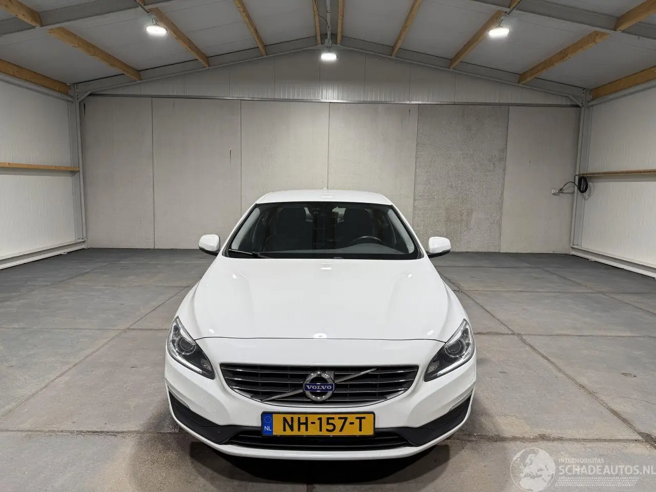 Volvo S-60 2017 фото 4