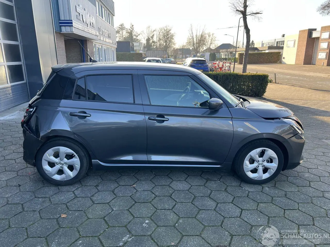 Suzuki Swift 2024 photo 8