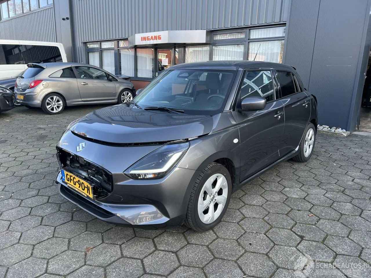 Suzuki Swift 2024 photo 1