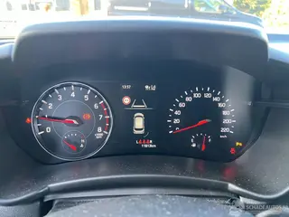 Suzuki Swift 2024 photo 9