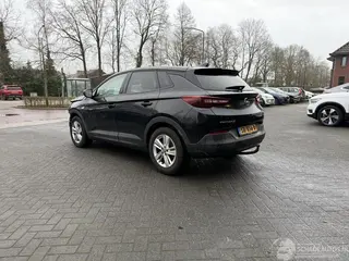 Opel Grandland 2018 фото 10