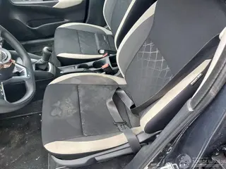 Nissan Micra 2018 фото 8