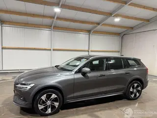 Volvo V-60 2021 foto 9