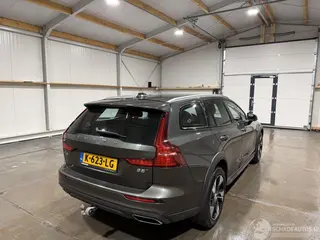 Volvo V-60 2021 foto 6