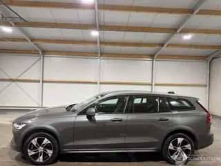 Volvo V-60 2021 foto 8
