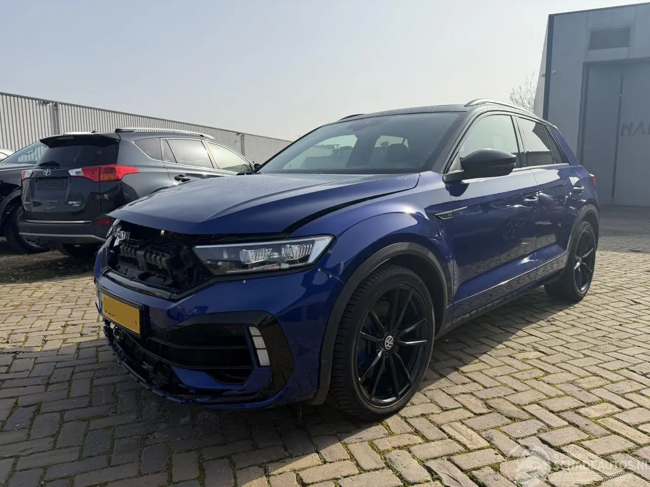 Volkswagen T-Roc 2020 photo 2