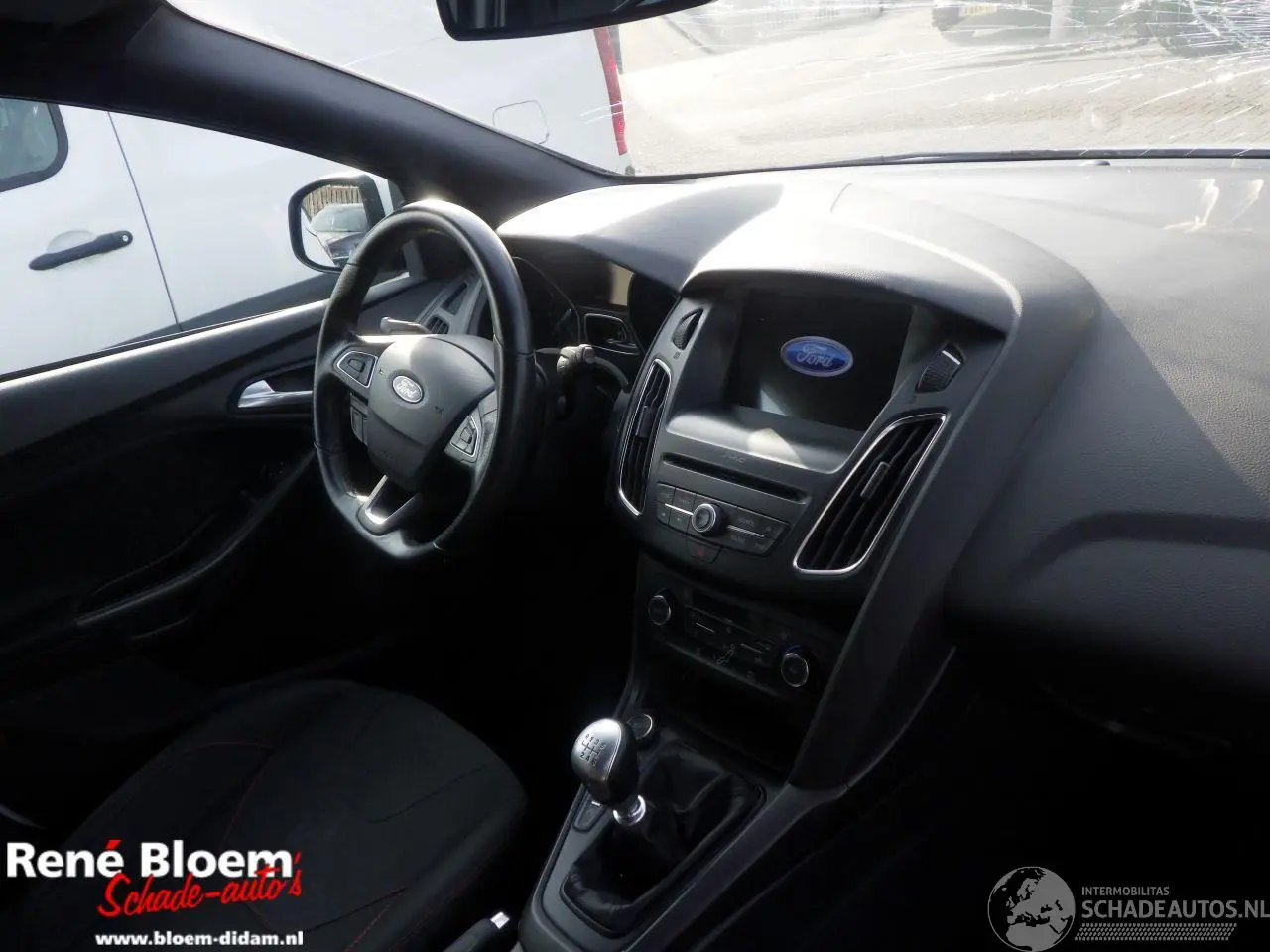 Ford Focus 2018 photo 9