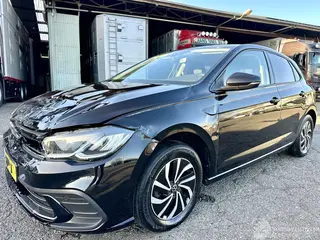 Volkswagen Polo 2023 foto 2