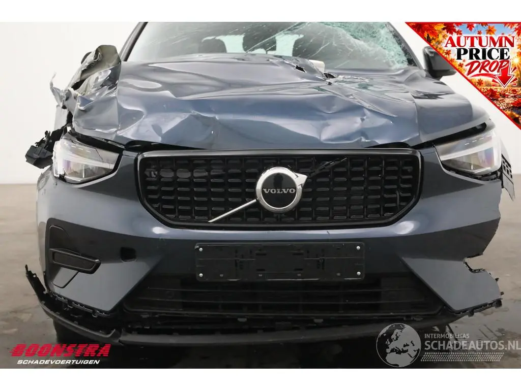 Volvo XC40 2025 photo 8