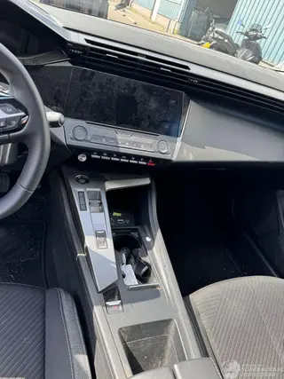 Peugeot 308 2024 photo 10