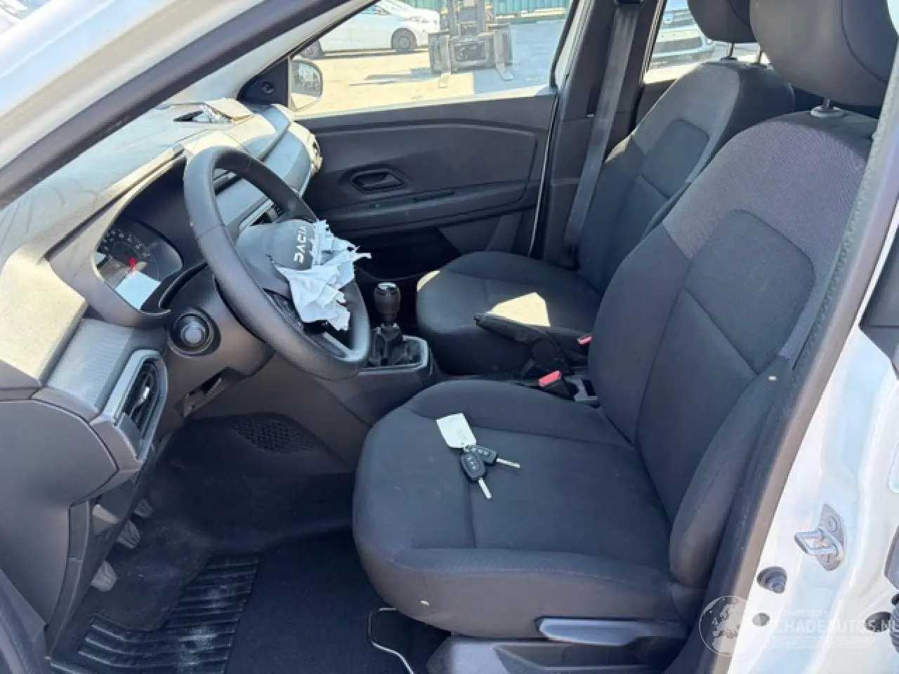 Dacia Jogger 2023 фото 8