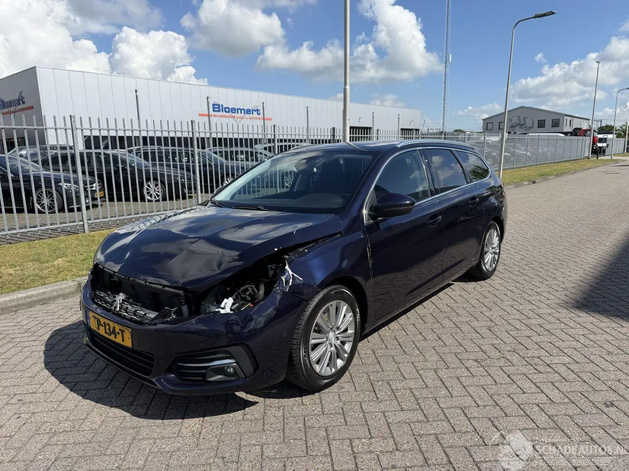 Peugeot 308 2019 photo 2