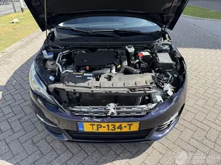 Peugeot 308 2019 photo 9