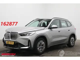 BMW iX1 2025 фото 1
