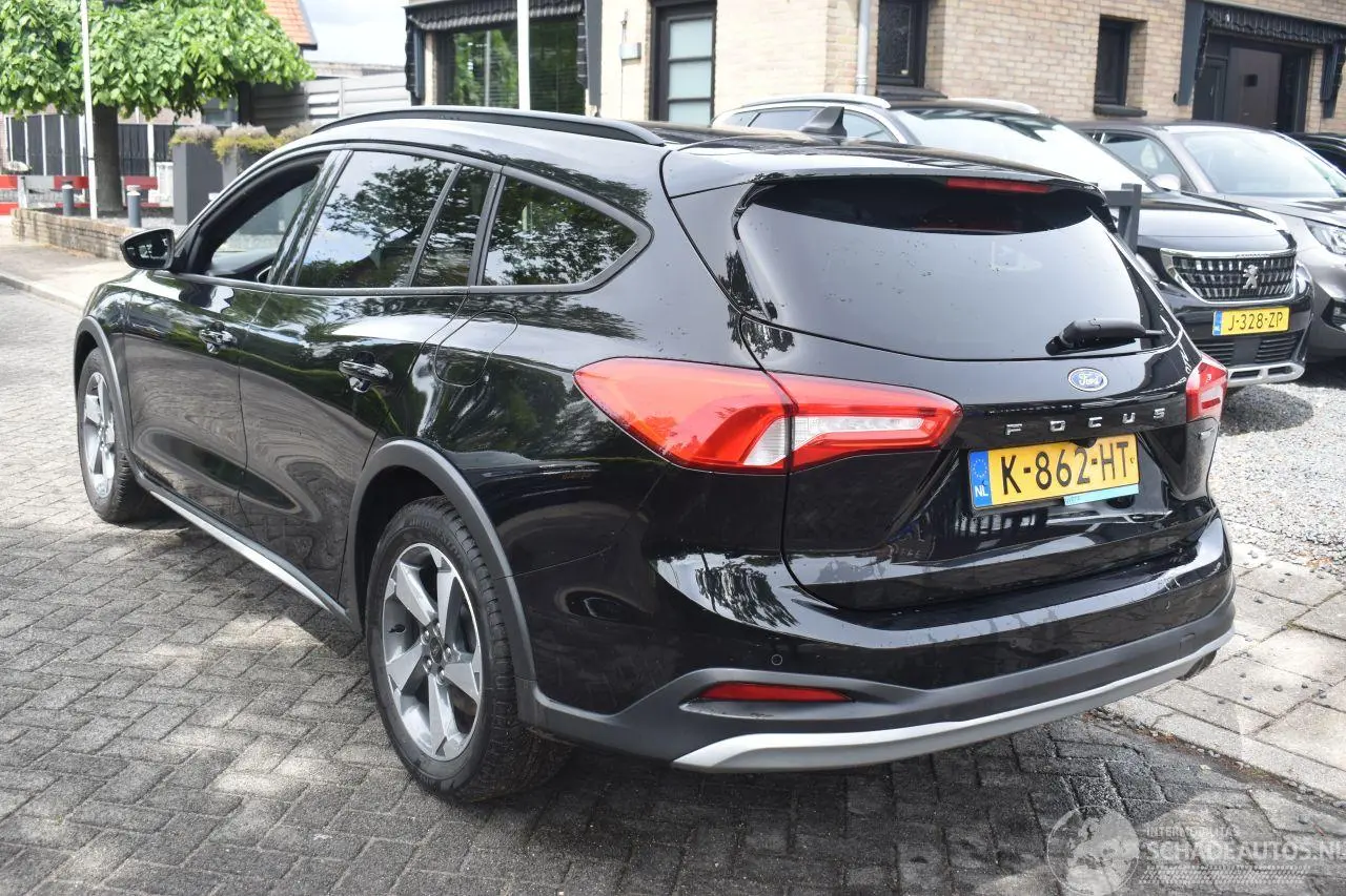 Ford Focus 2021 photo 4