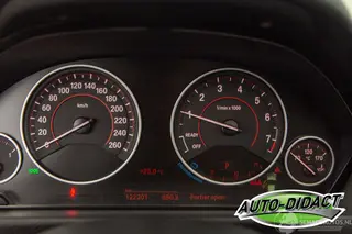 BMW 3-serie 2018 foto 7