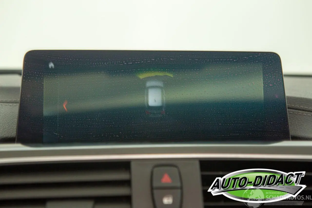 BMW 3-serie 2018 foto 11