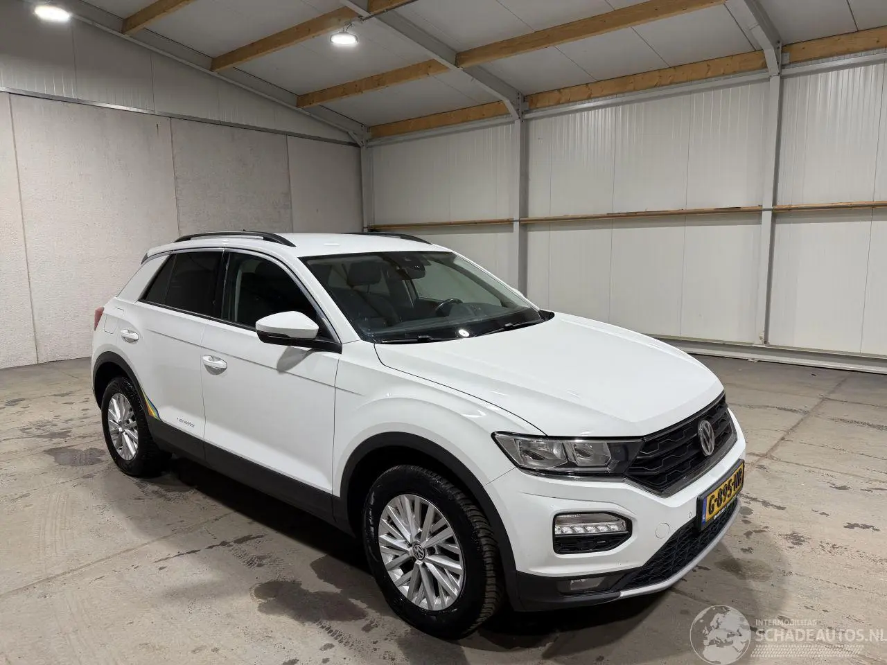 Volkswagen T-Roc 2019 photo 2
