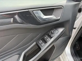 Ford Focus 2022 фото 9